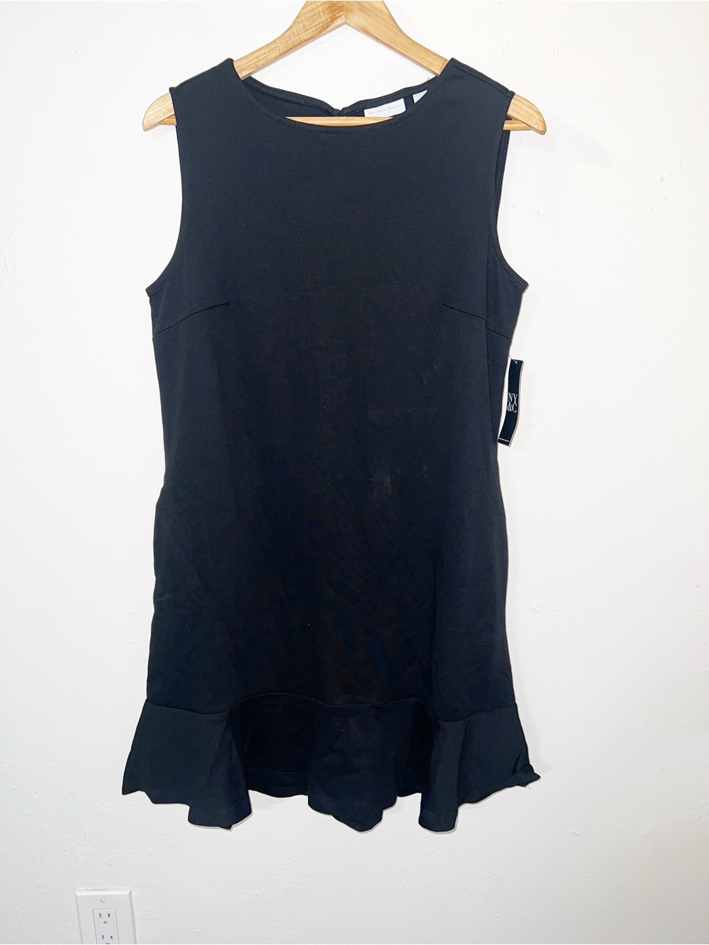 New York & Company Black Sleeveless Ruffle-Hem Mini Dress